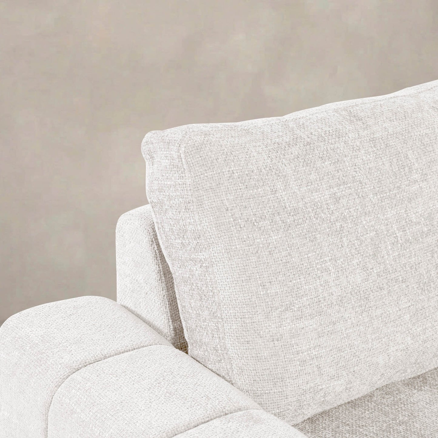 Augustus backrest detail