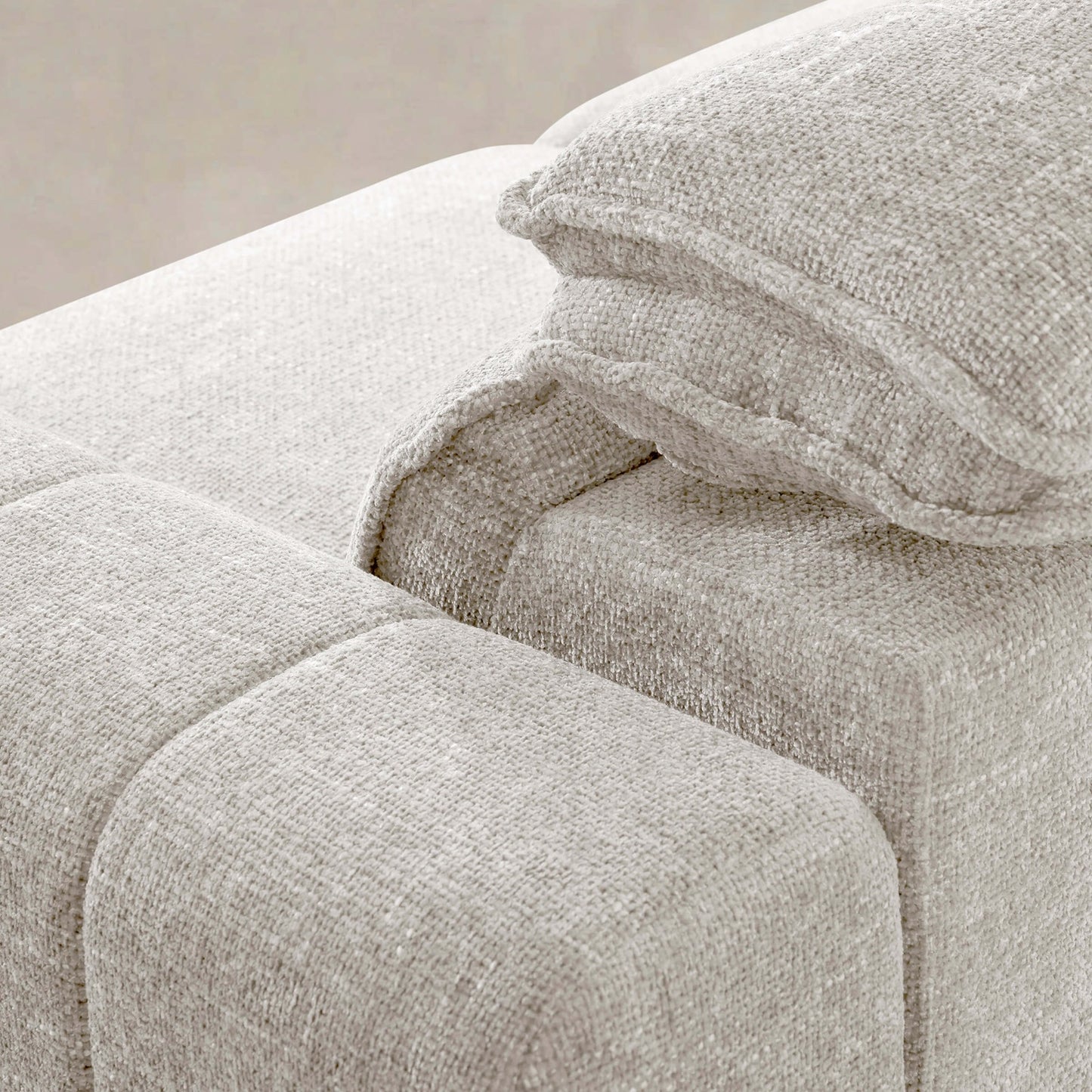 Avenue backrest detail