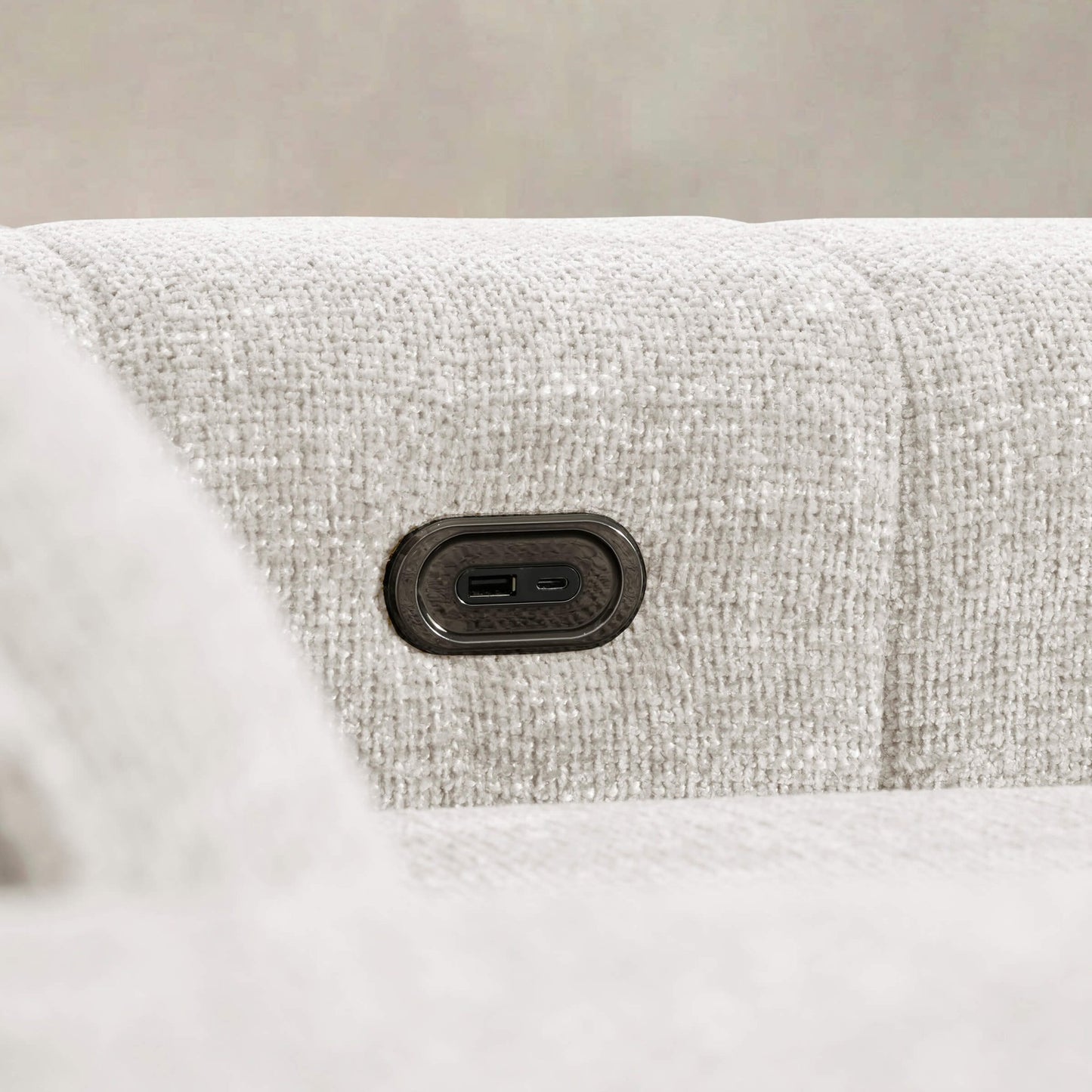 Cove USB charger port