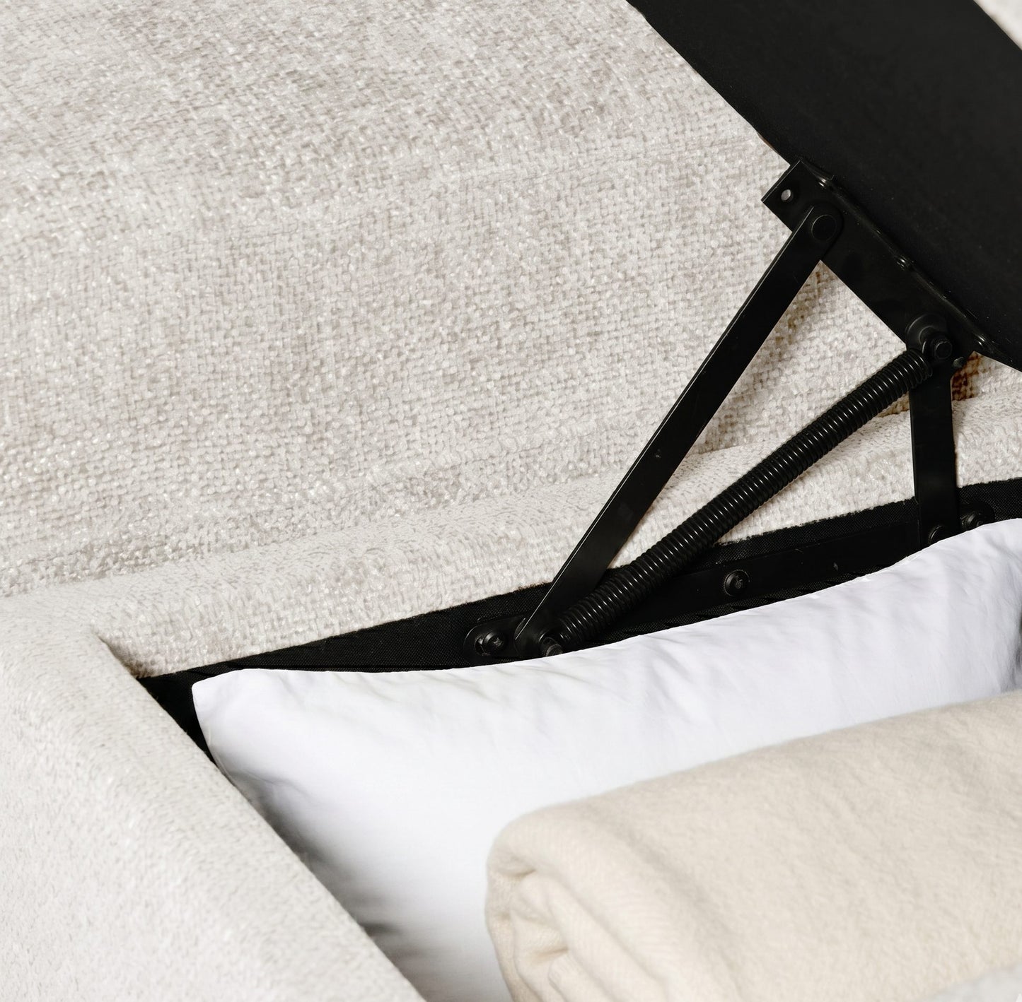 Dolce storage detail