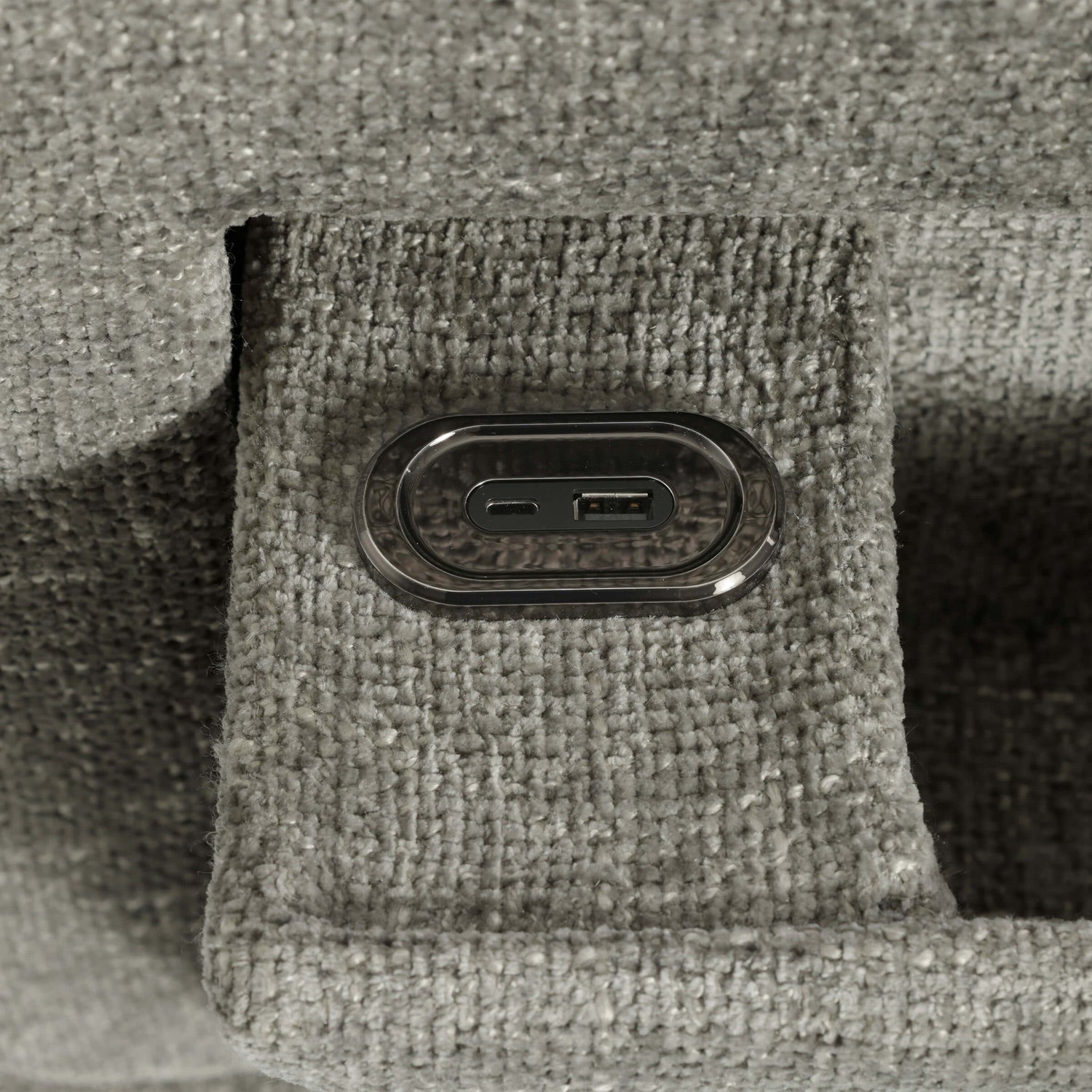 Principessa USB charger port
