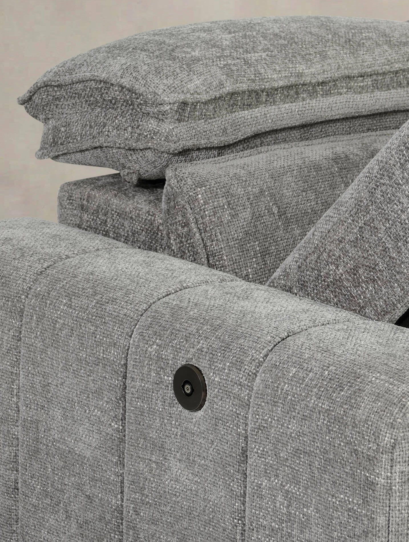 Tsingy armrest detail_2