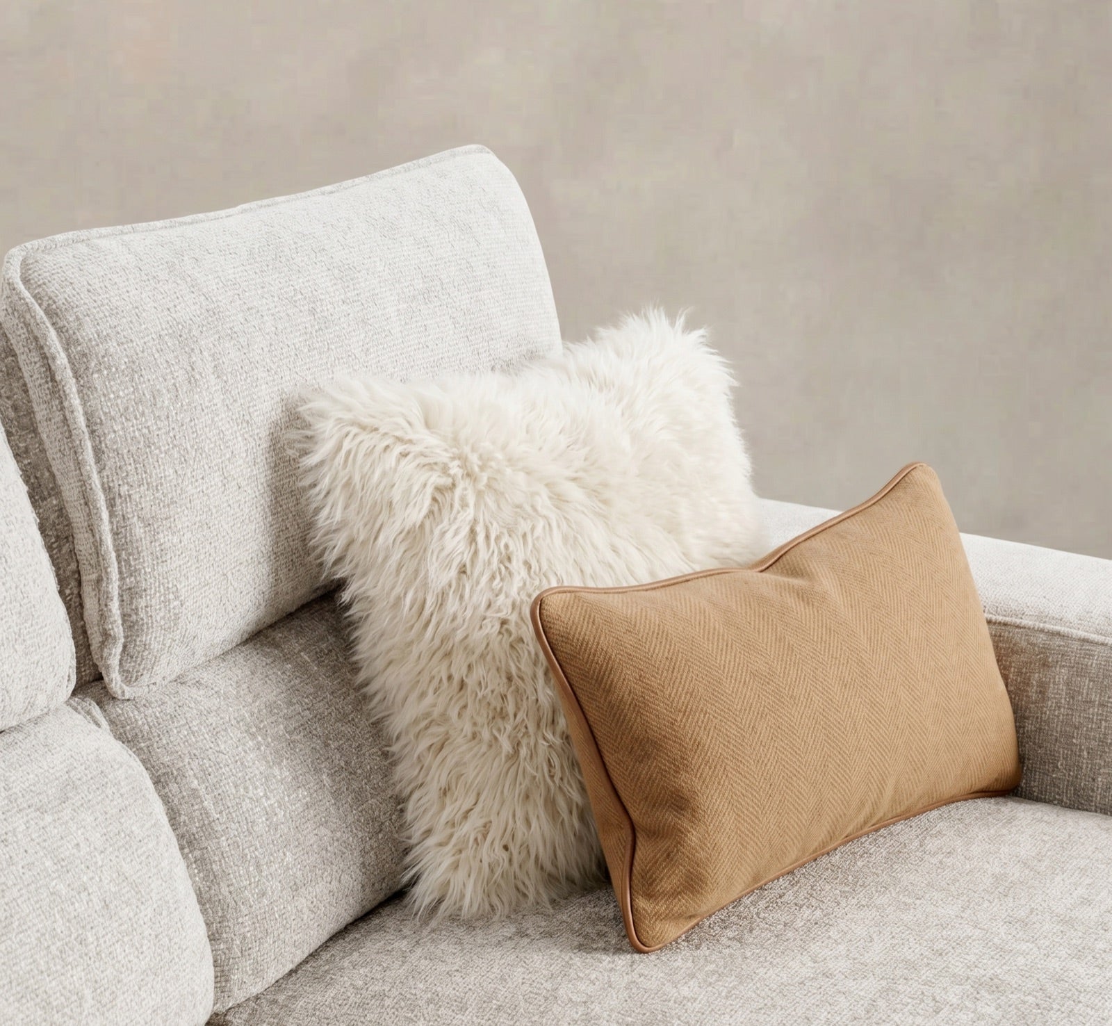 Verona cushion detail