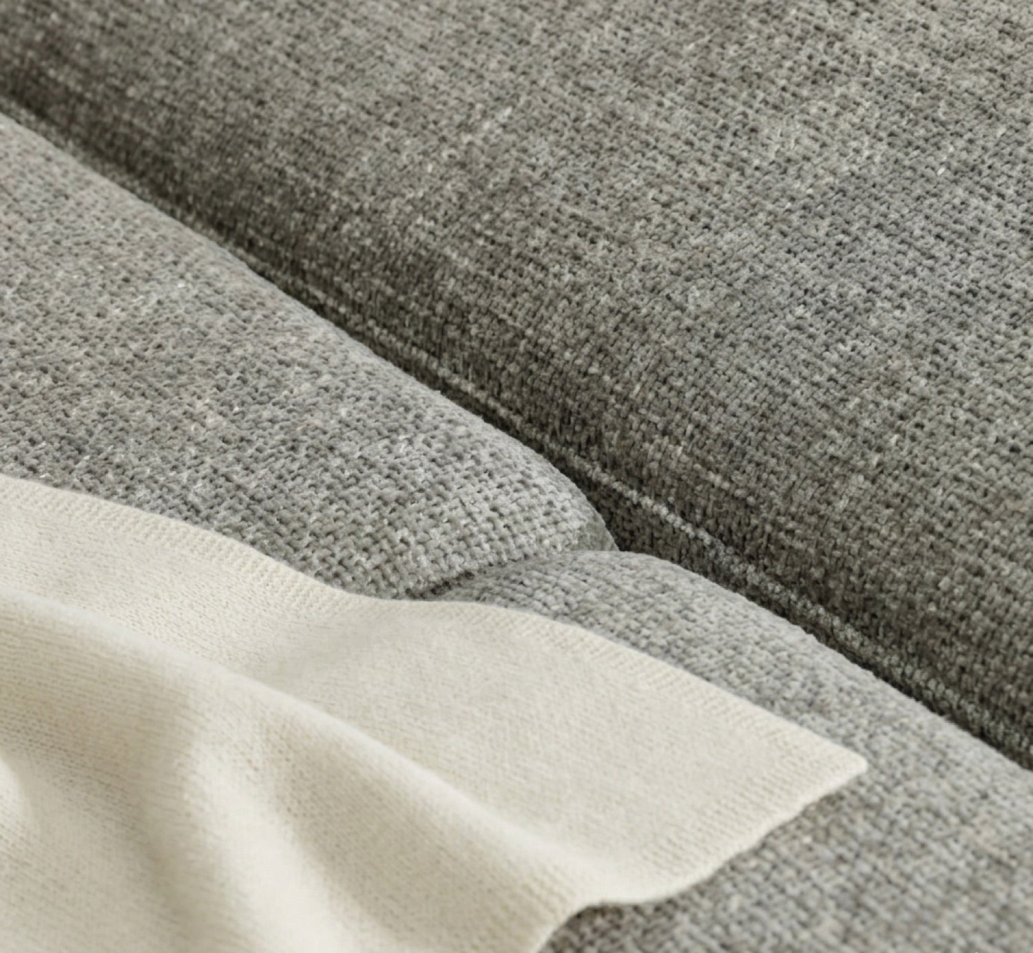 Virtue cushion detail_2